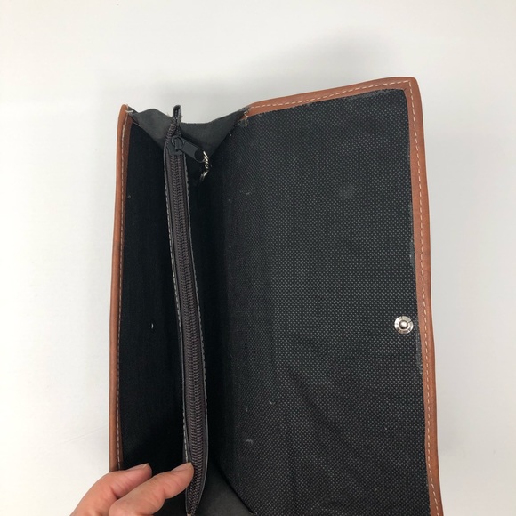 Colorful Embroidered Wallet - Picture 4 of 4